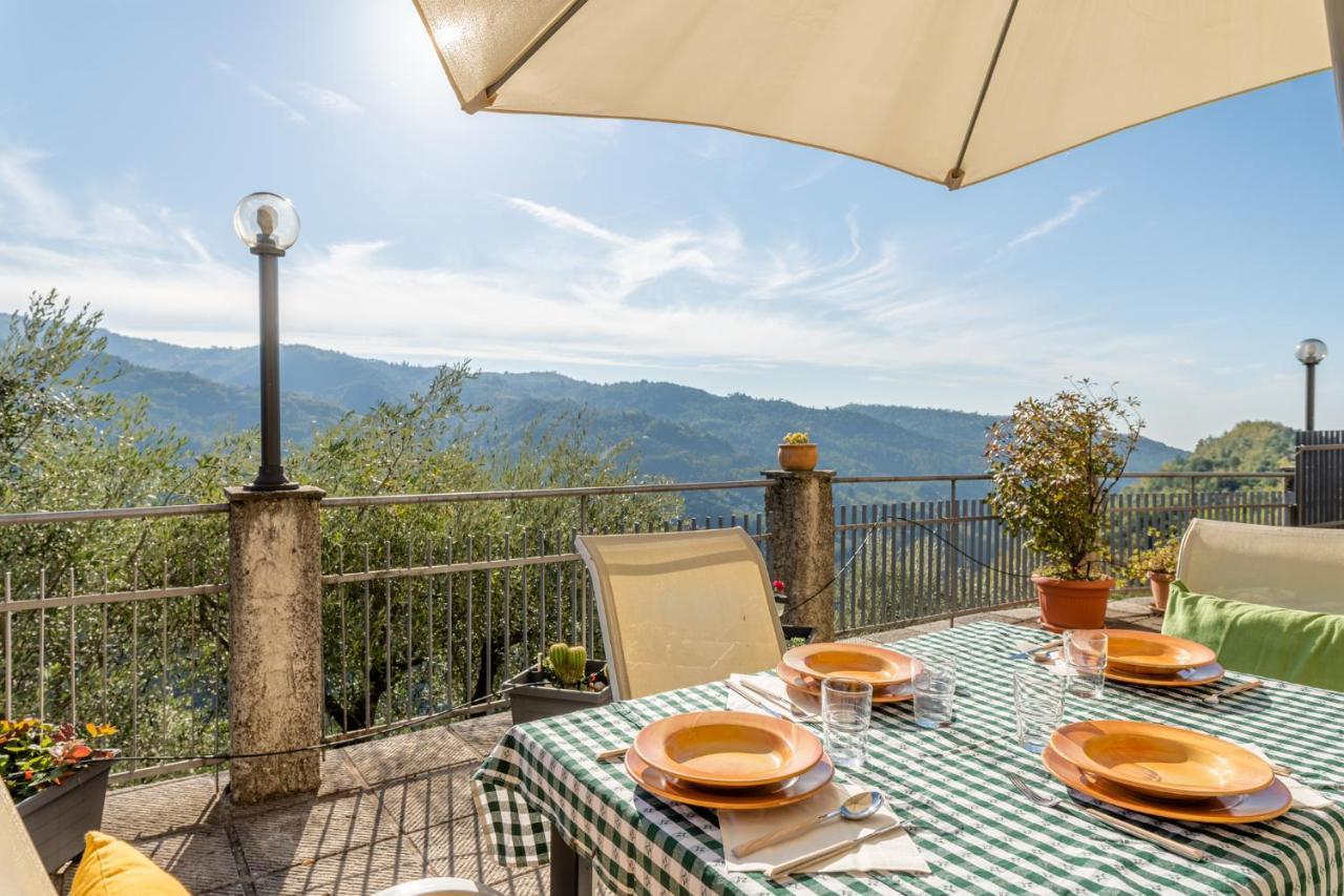 Apartamento Il Belvedere Sulla Valle House Pescia Exterior foto